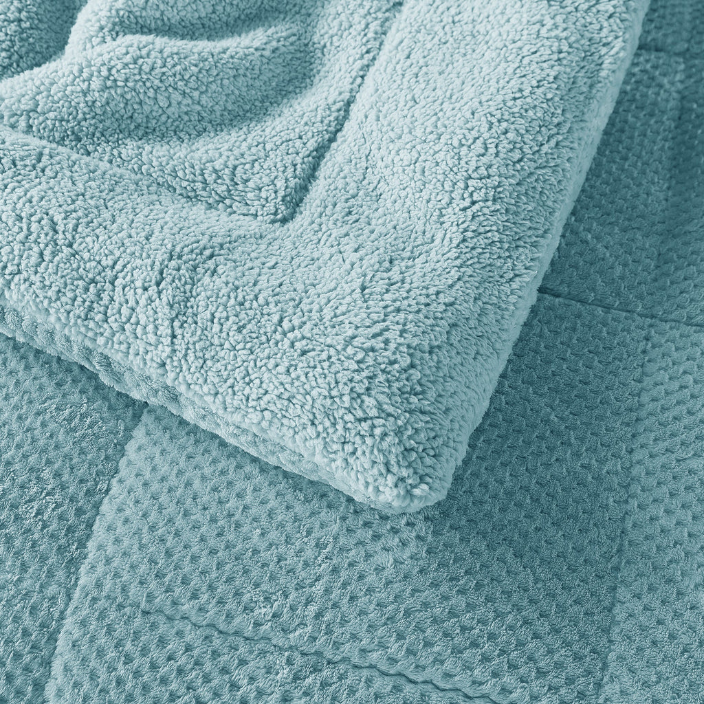 Kasen Reversible Plush Sherpa Comforter
