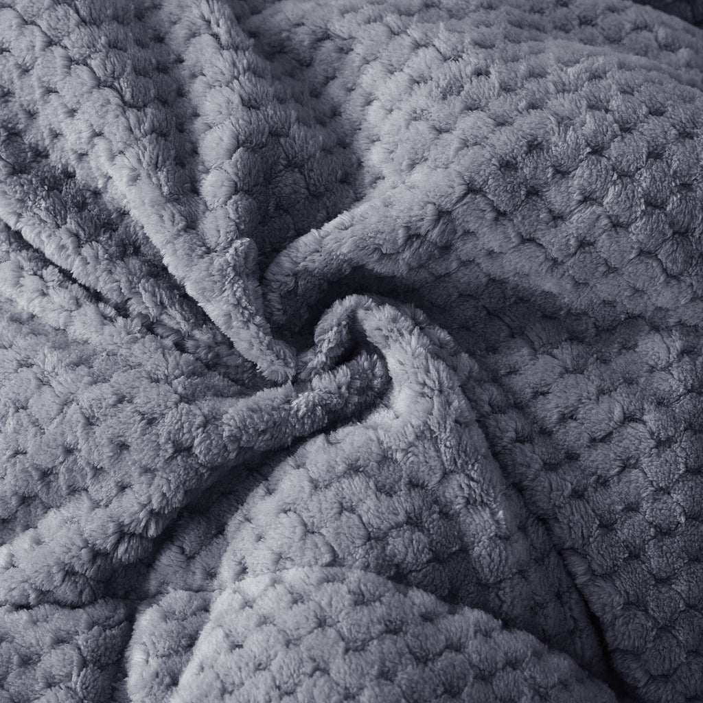 Kasen Reversible Plush Sherpa Comforter