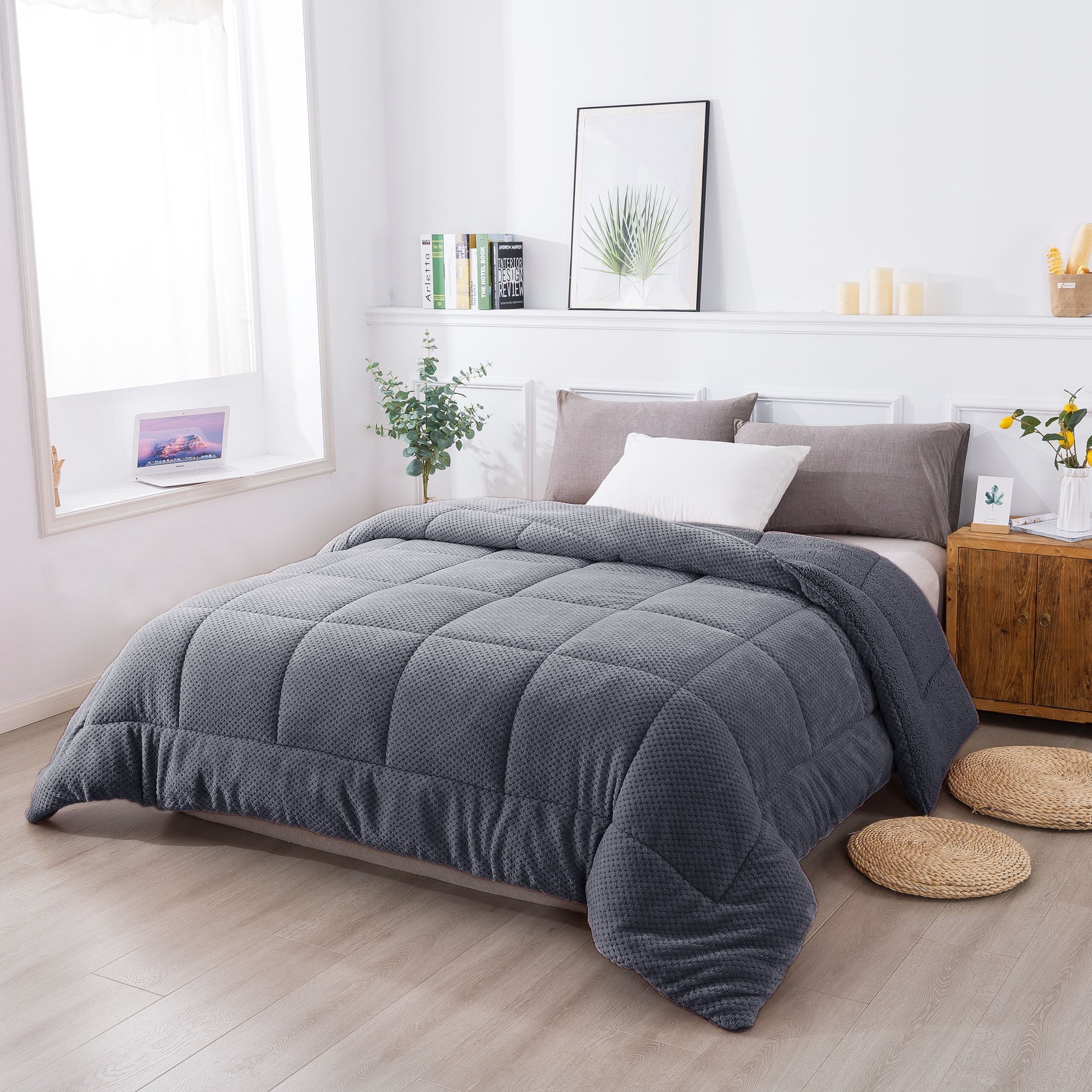 Kasen Reversible Plush Sherpa Comforter