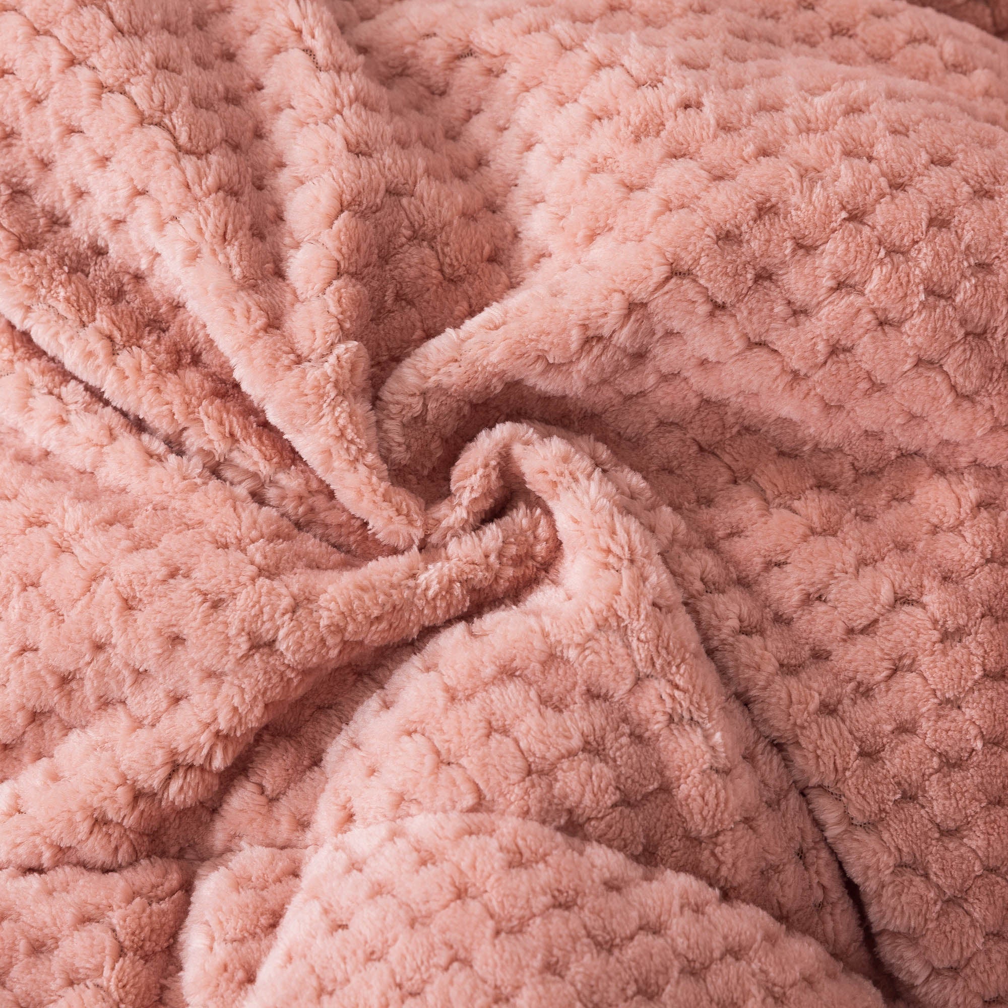 Kasen Reversible Plush Sherpa Comforter