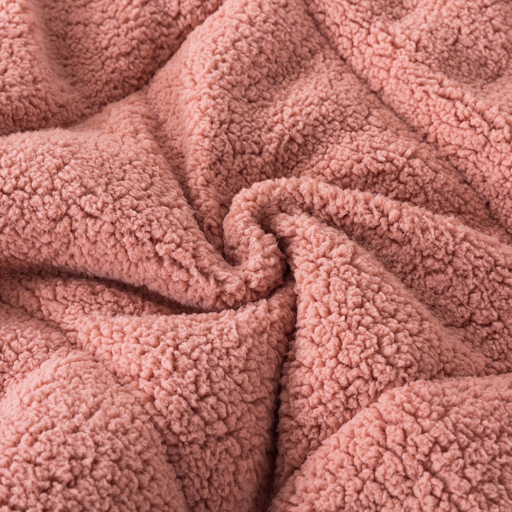 Kasen Reversible Plush Sherpa Comforter