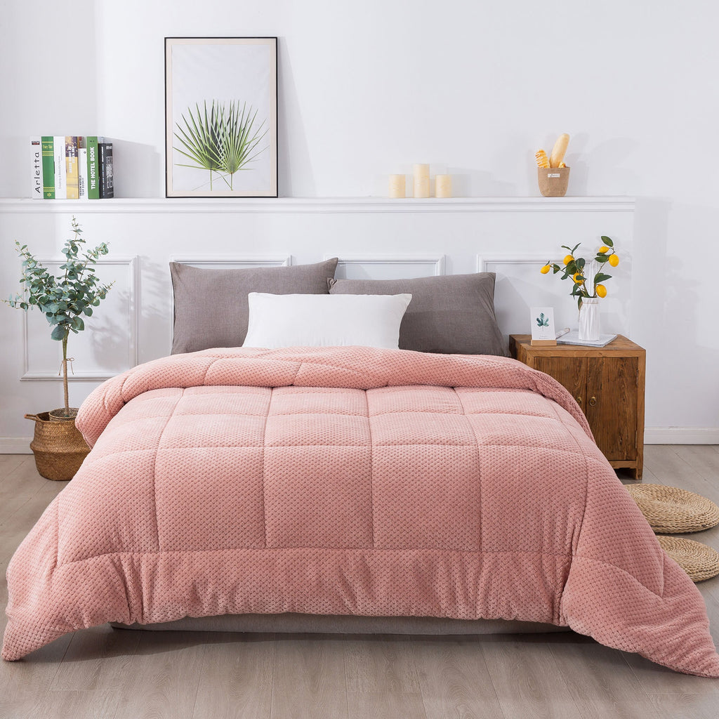 Kasen Reversible Plush Sherpa Comforter