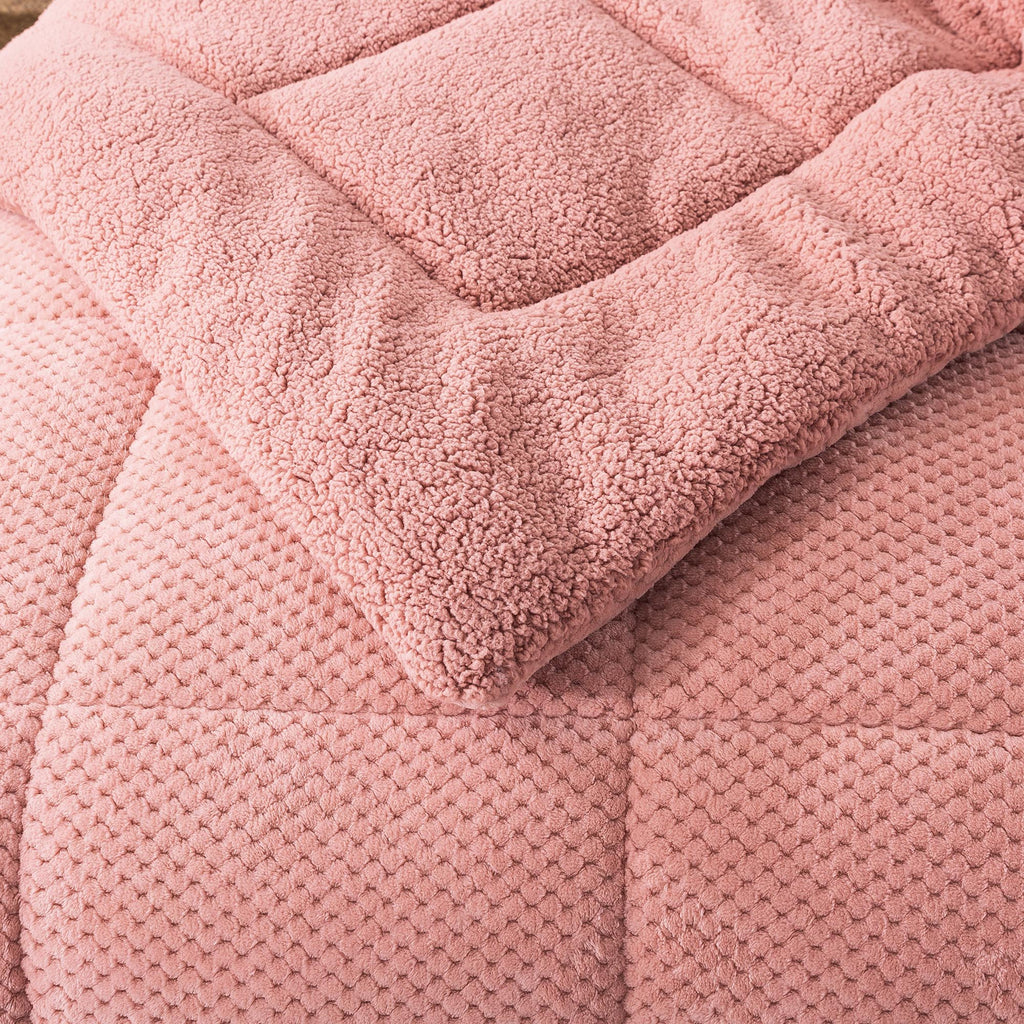 Kasen Reversible Plush Sherpa Comforter