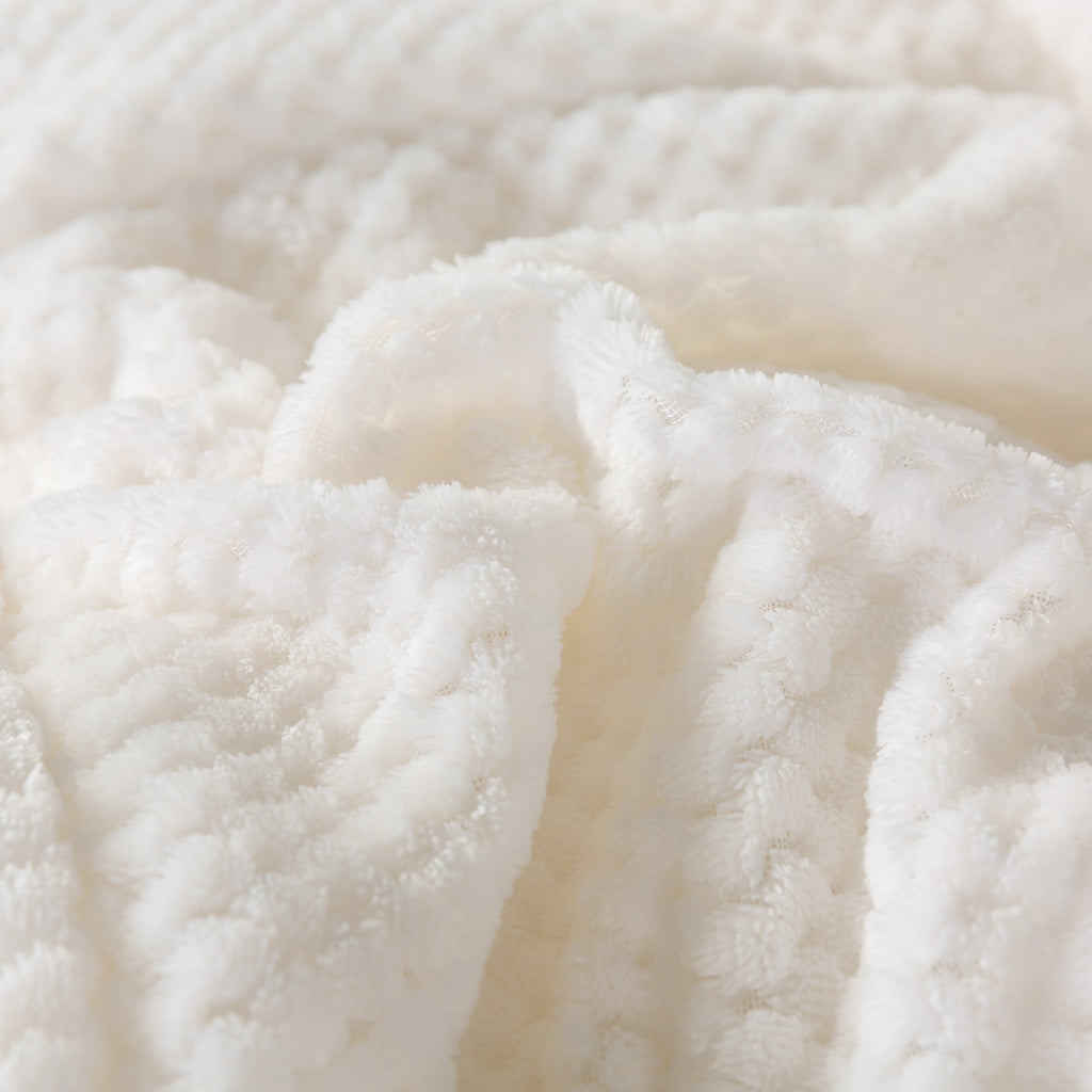 Kasen Reversible Plush Sherpa Comforter